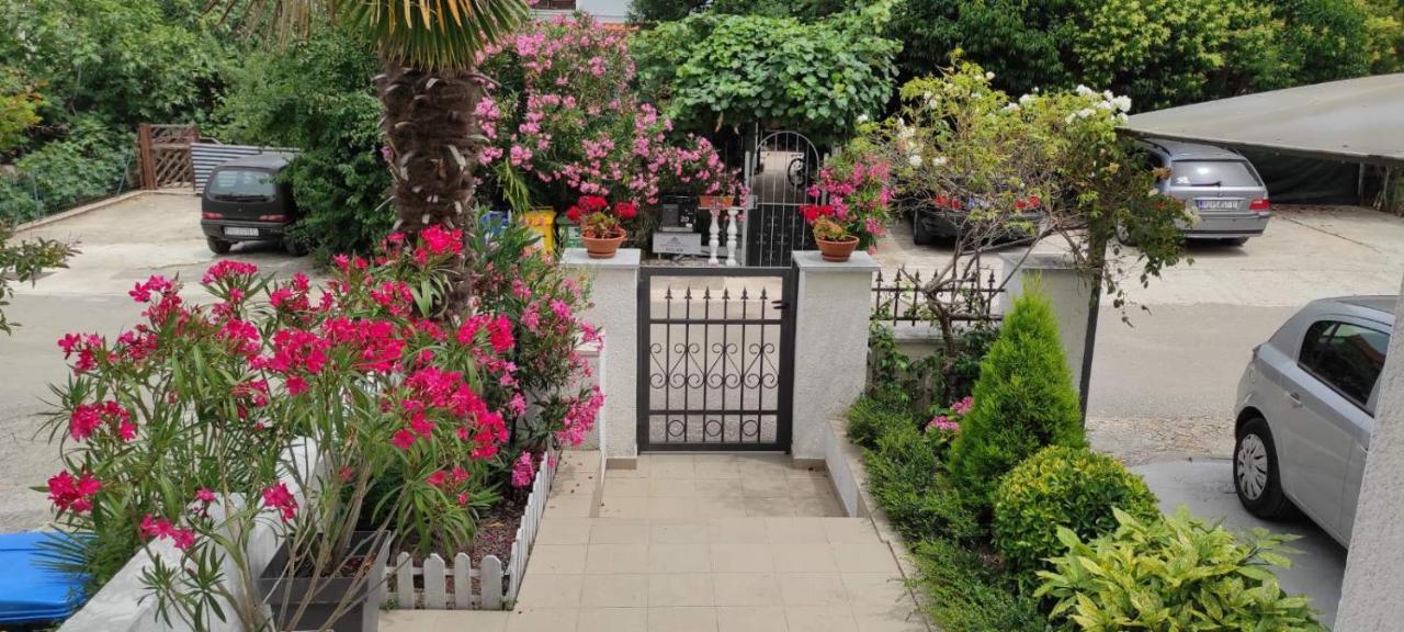 Apartman Eli Rovigno Esterno foto