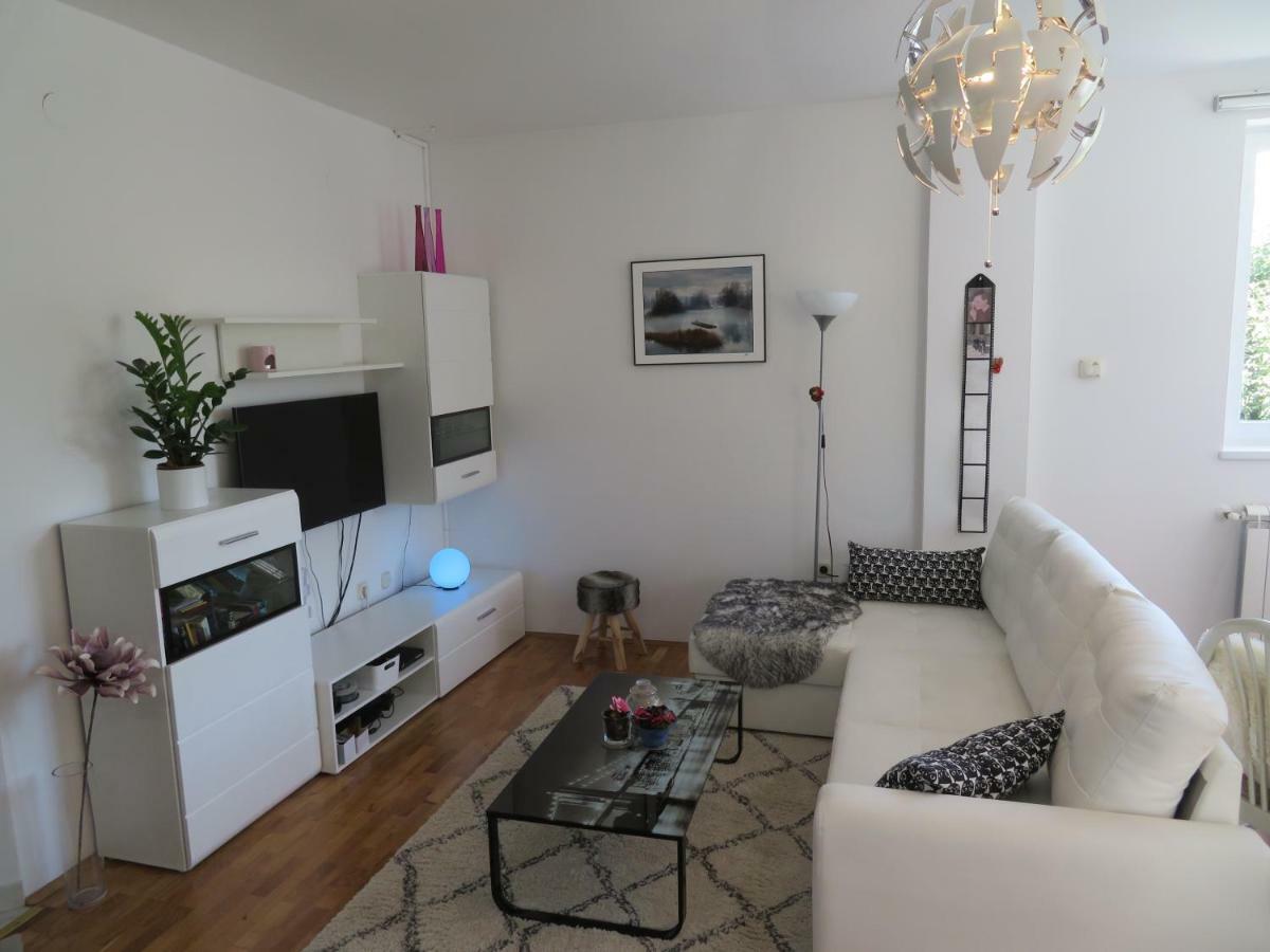 Apartman Eli Rovigno Esterno foto